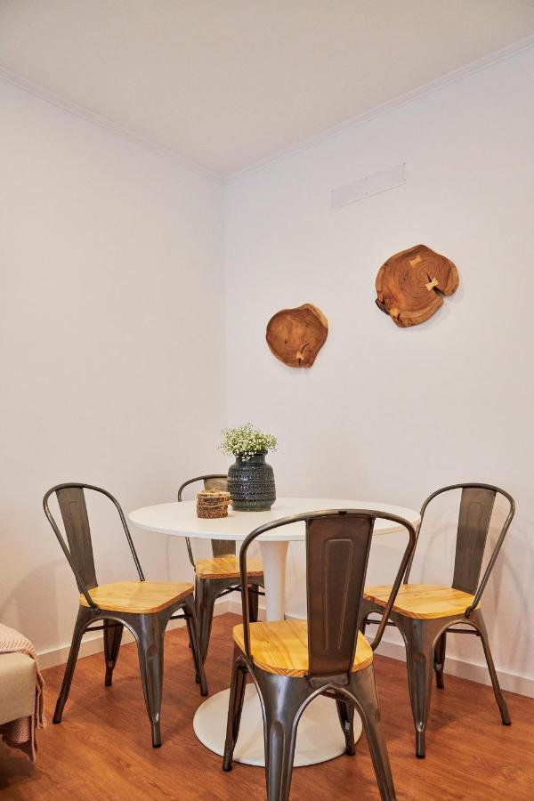 Belém Light Filled With Patio, By Timecooler Appartement *