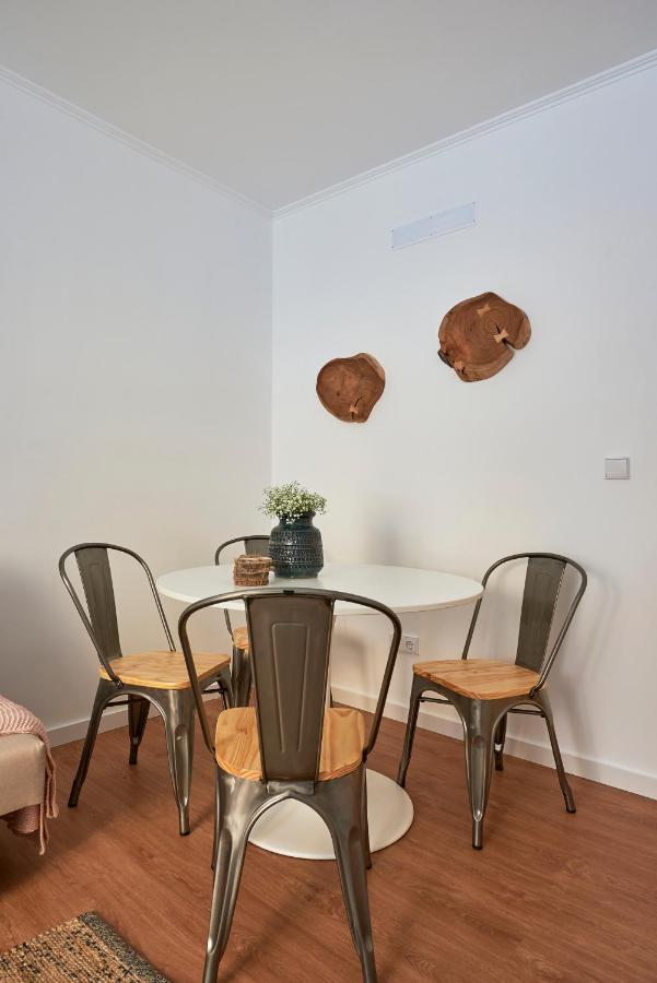 Belém Light Filled With Patio, By Timecooler Appartement