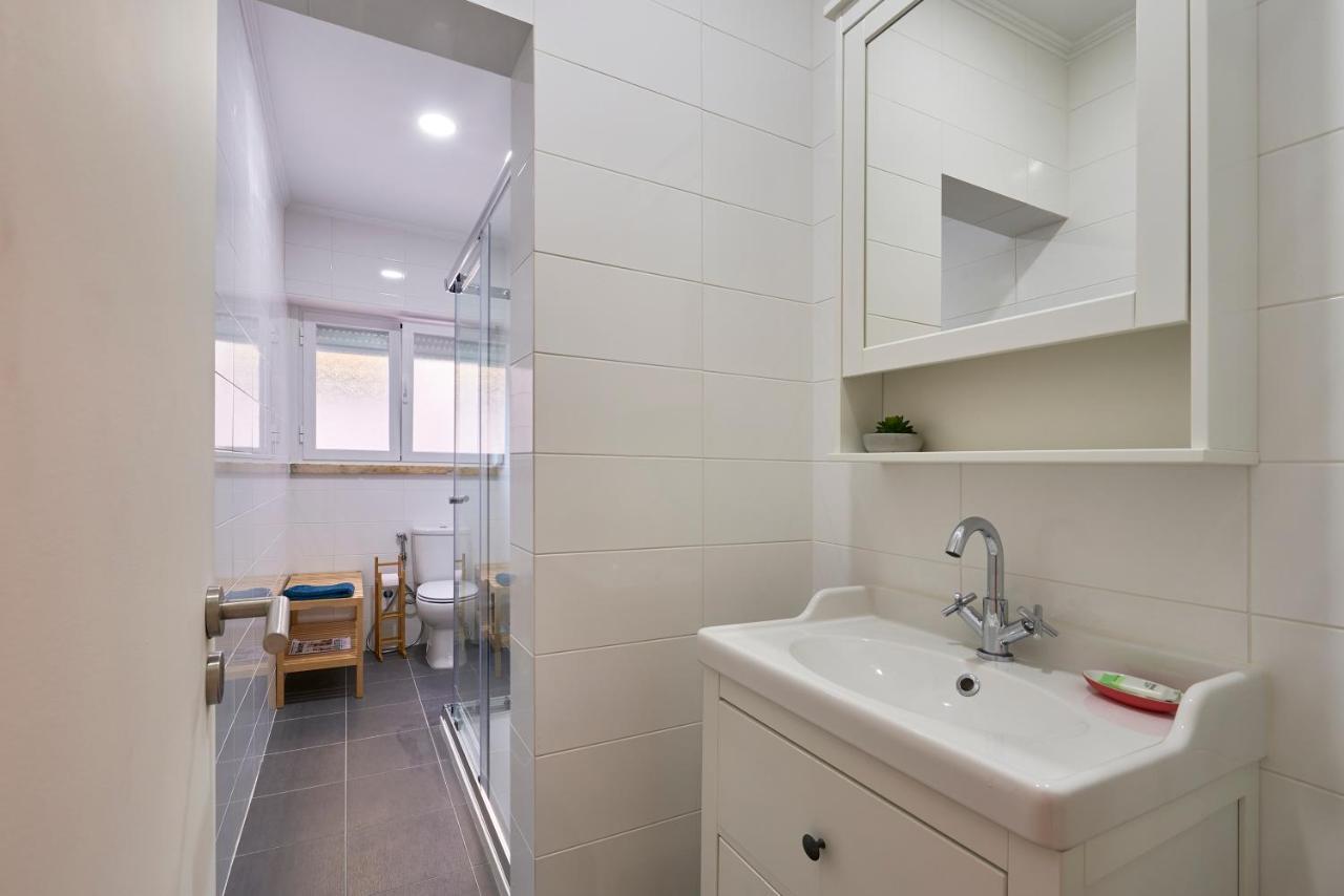 Belem Light Filled With Patio, By Timecooler Appartement
